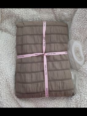 NEW- Striped Pleated Toupe Queen Bedding Set.